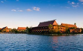 Polynesian Resort Rooms